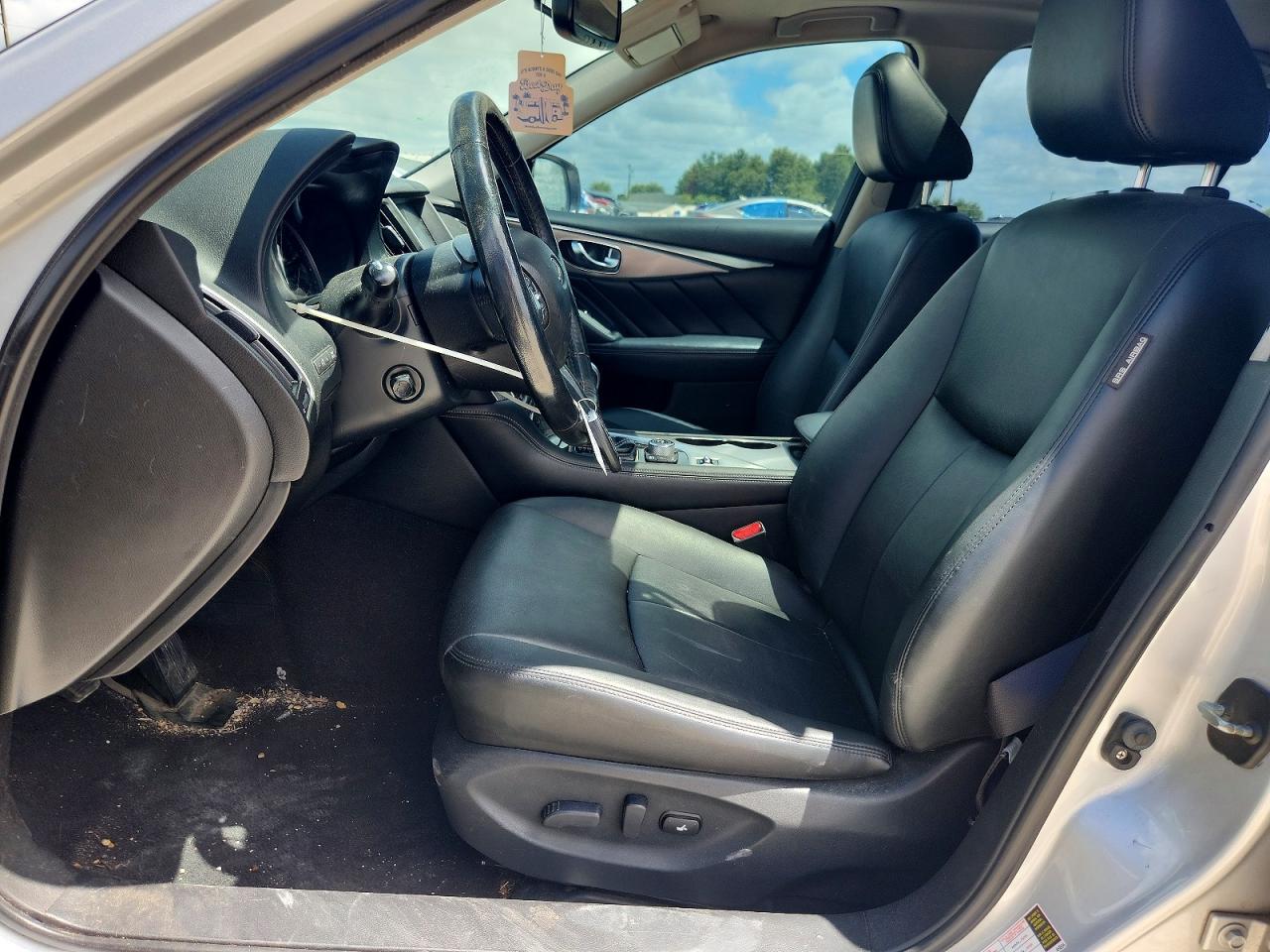 2016 INFINITI Q50 2.0T P