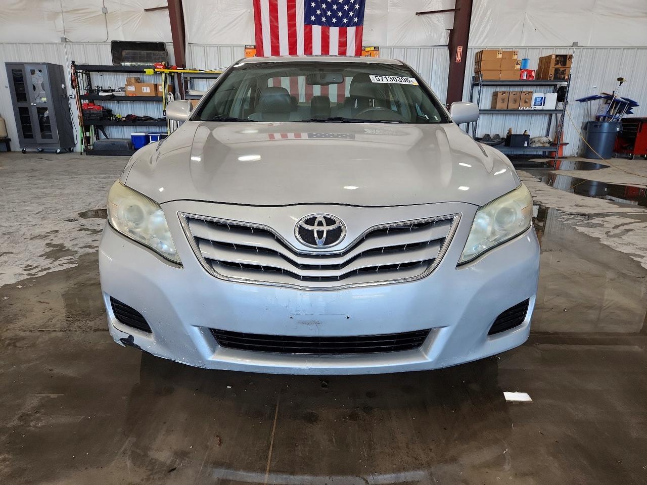 2011 TOYOTA CAMRY