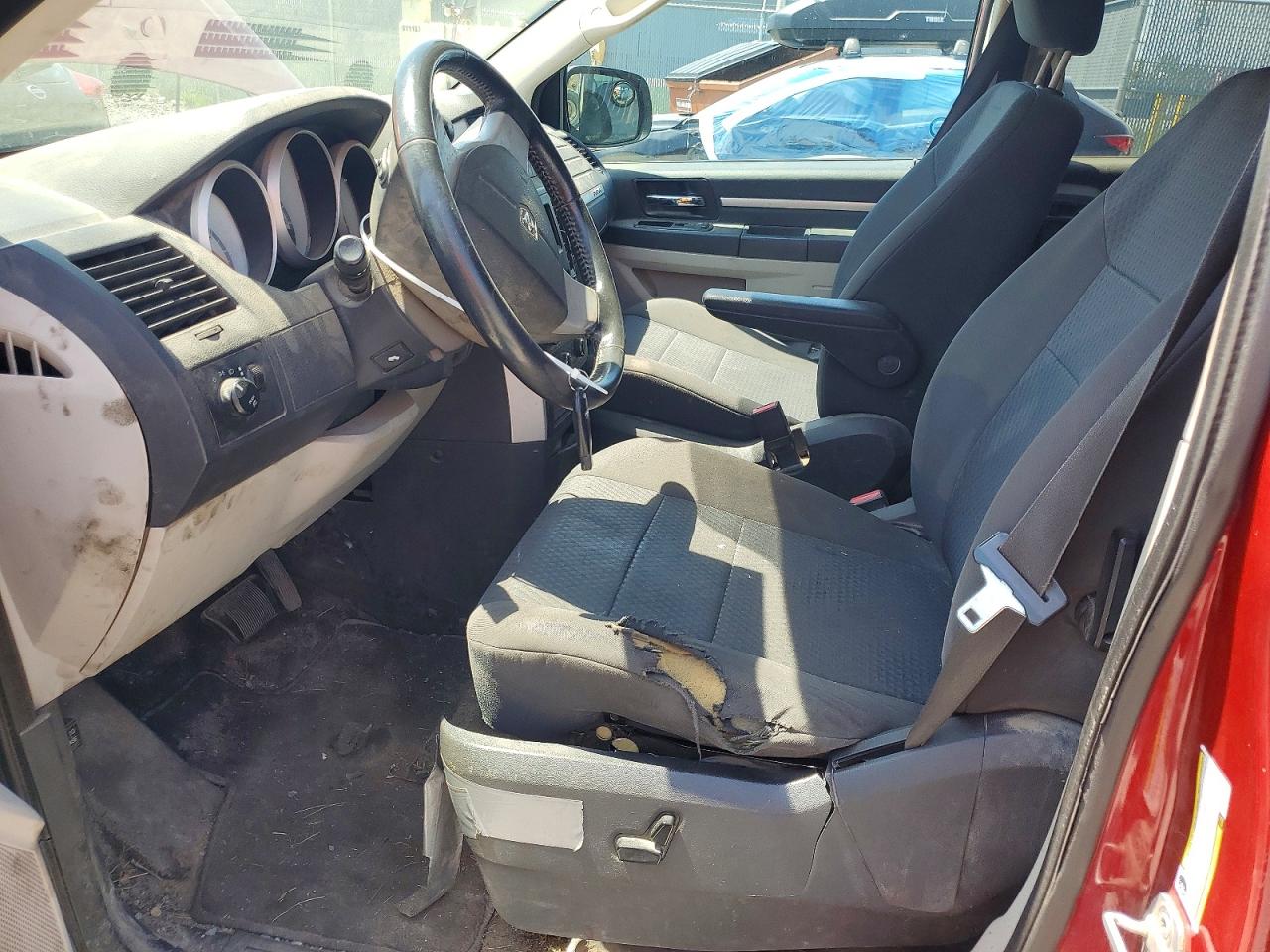 2010 DODGE CARAVAN