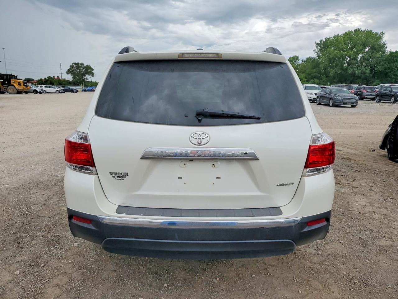 2013 TOYOTA HIGHLANDER