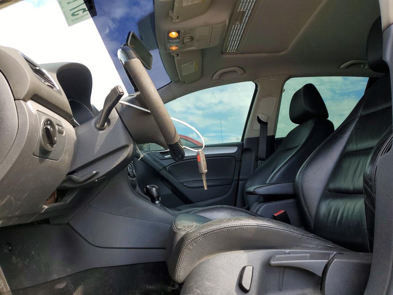 2012 VOLKSWAGEN GOLF
