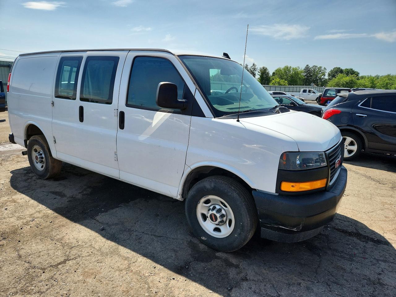 2023 GMC SAVANA