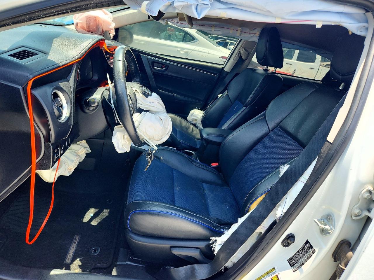 2017 TOYOTA COROLLA