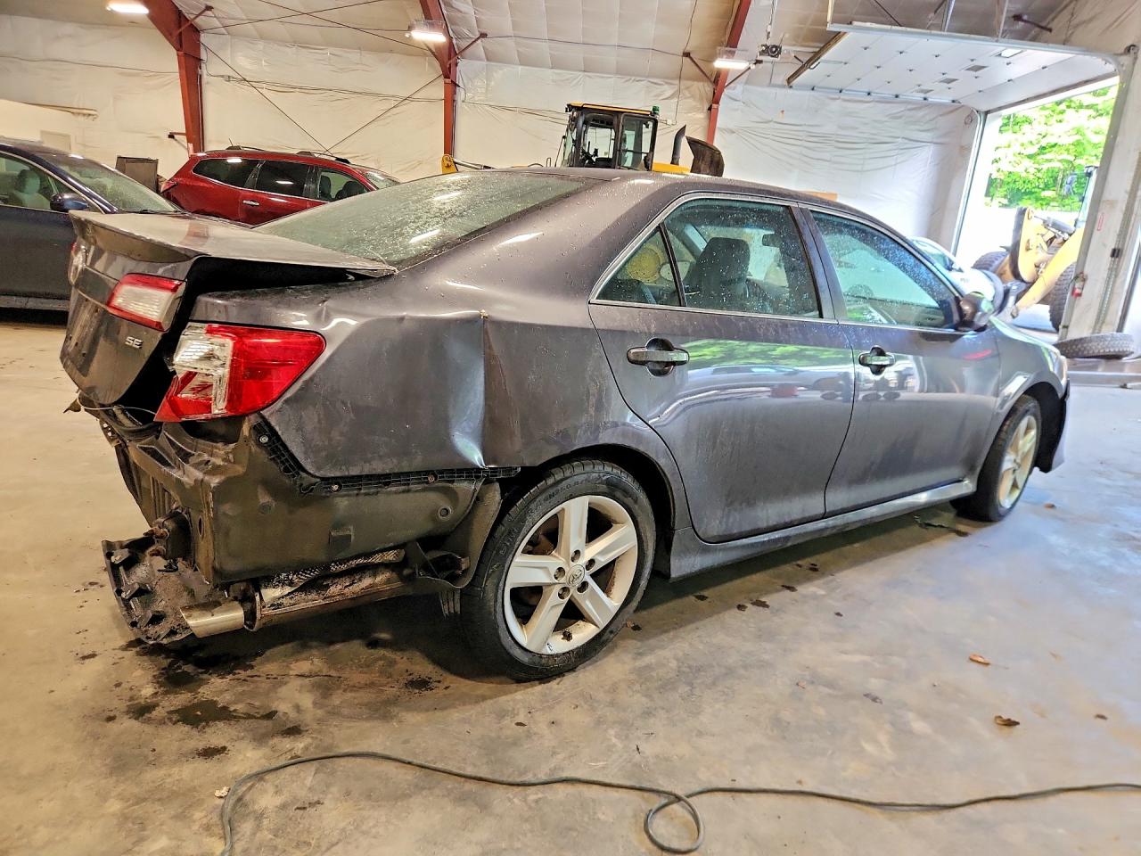 2013 TOYOTA CAMRY