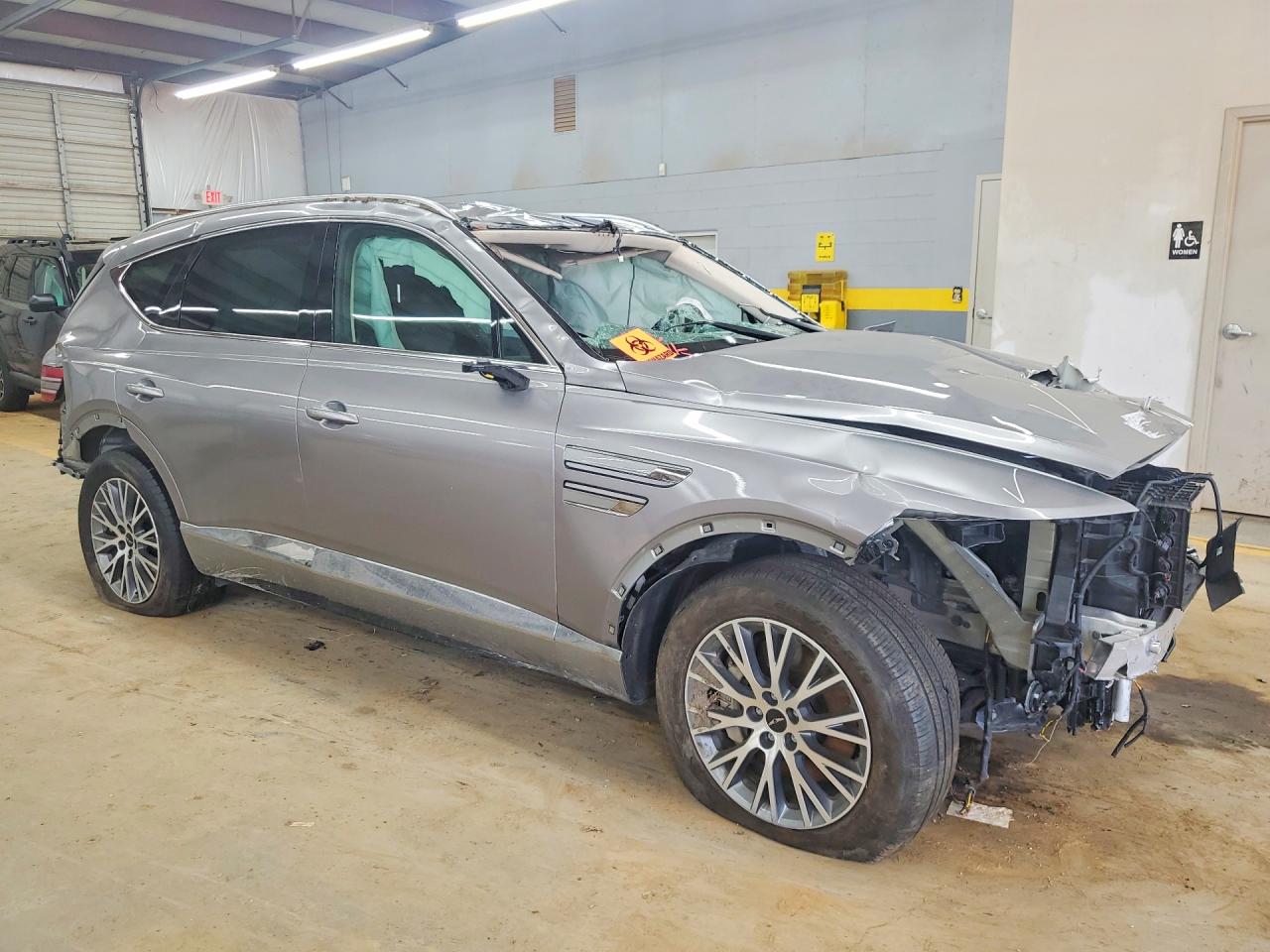 2025 GENESIS GV80