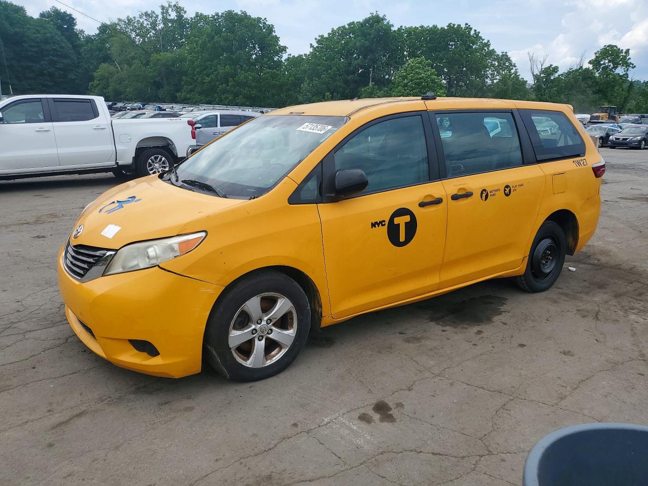 2017 TOYOTA SIENNA