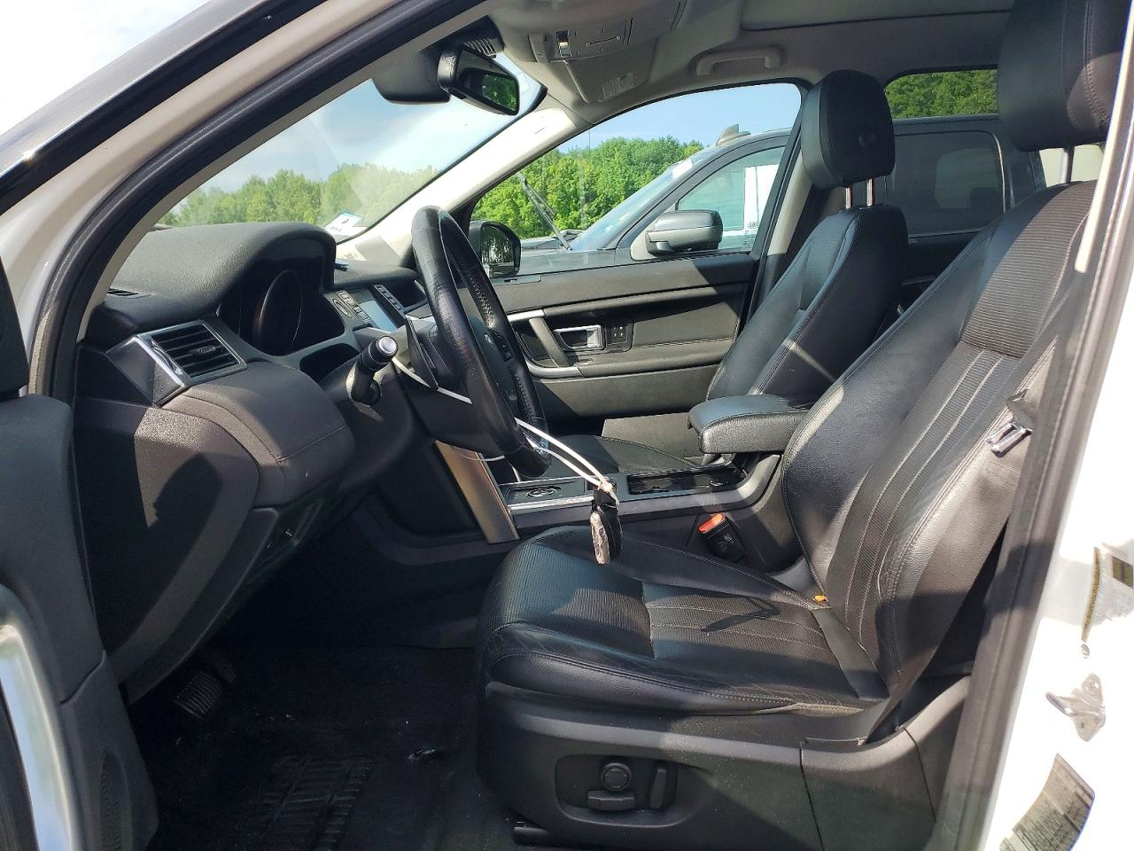 2017 LAND ROVER DISCOVERY