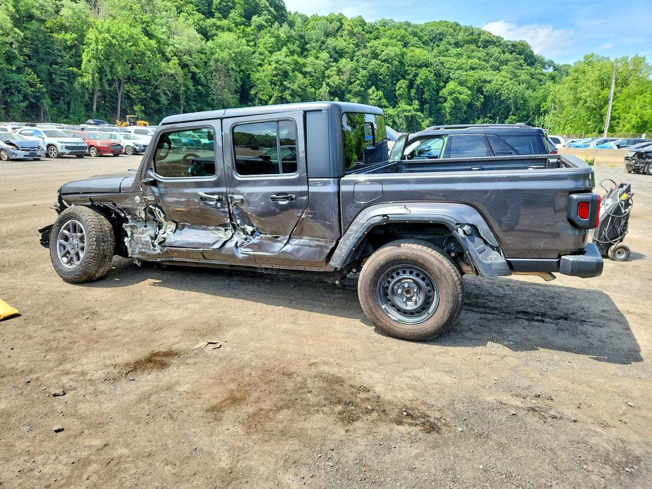 2023 JEEP GLADIATOR