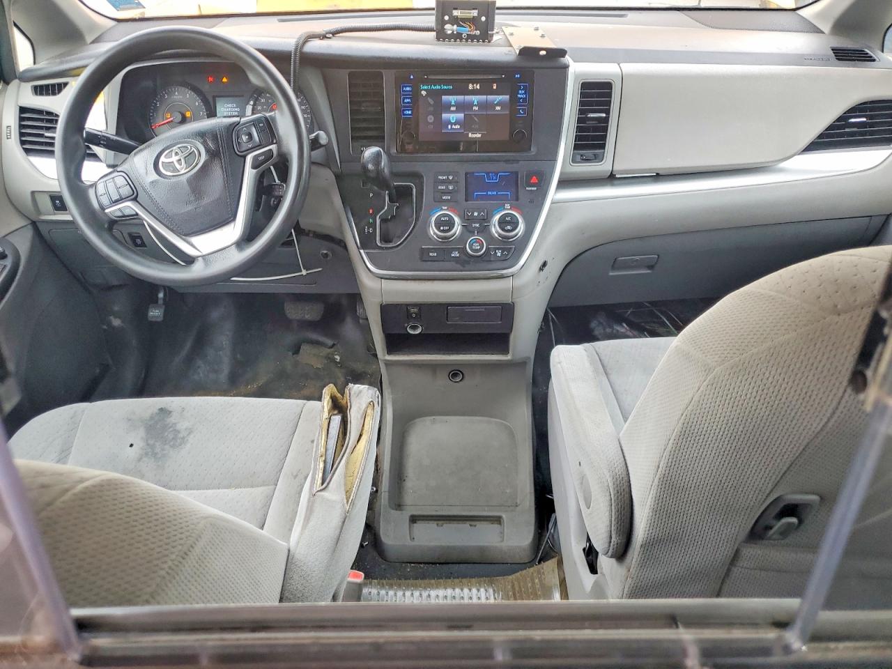 2016 TOYOTA SIENNA