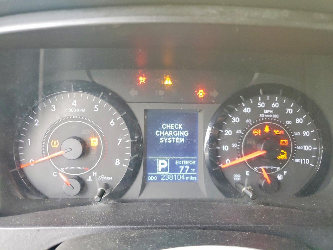 2016 TOYOTA SIENNA