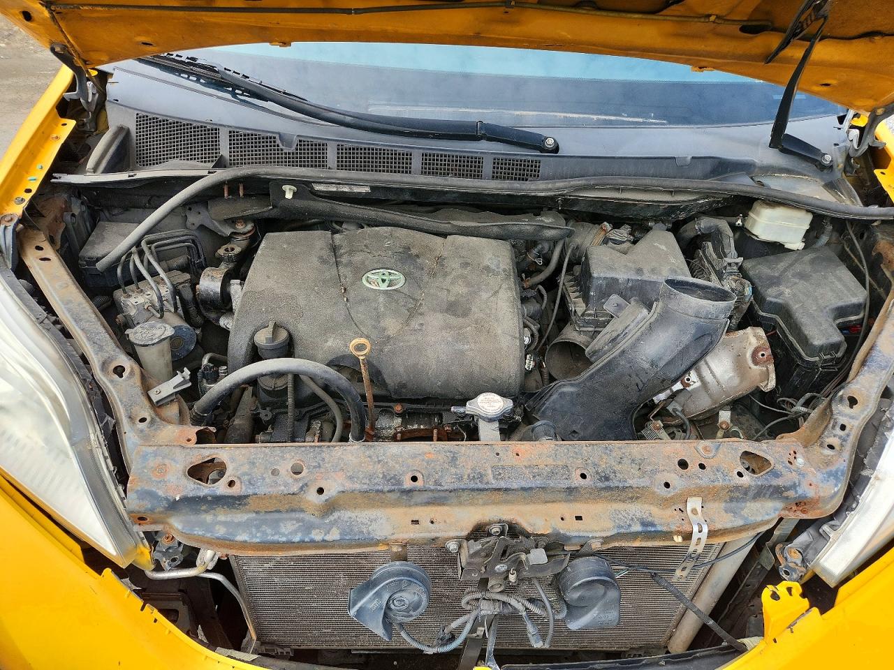 2017 TOYOTA SIENNA