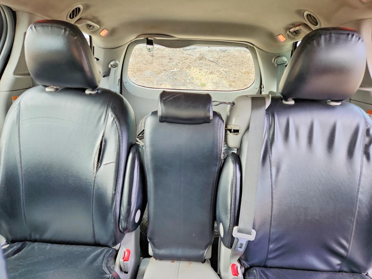 2017 TOYOTA SIENNA