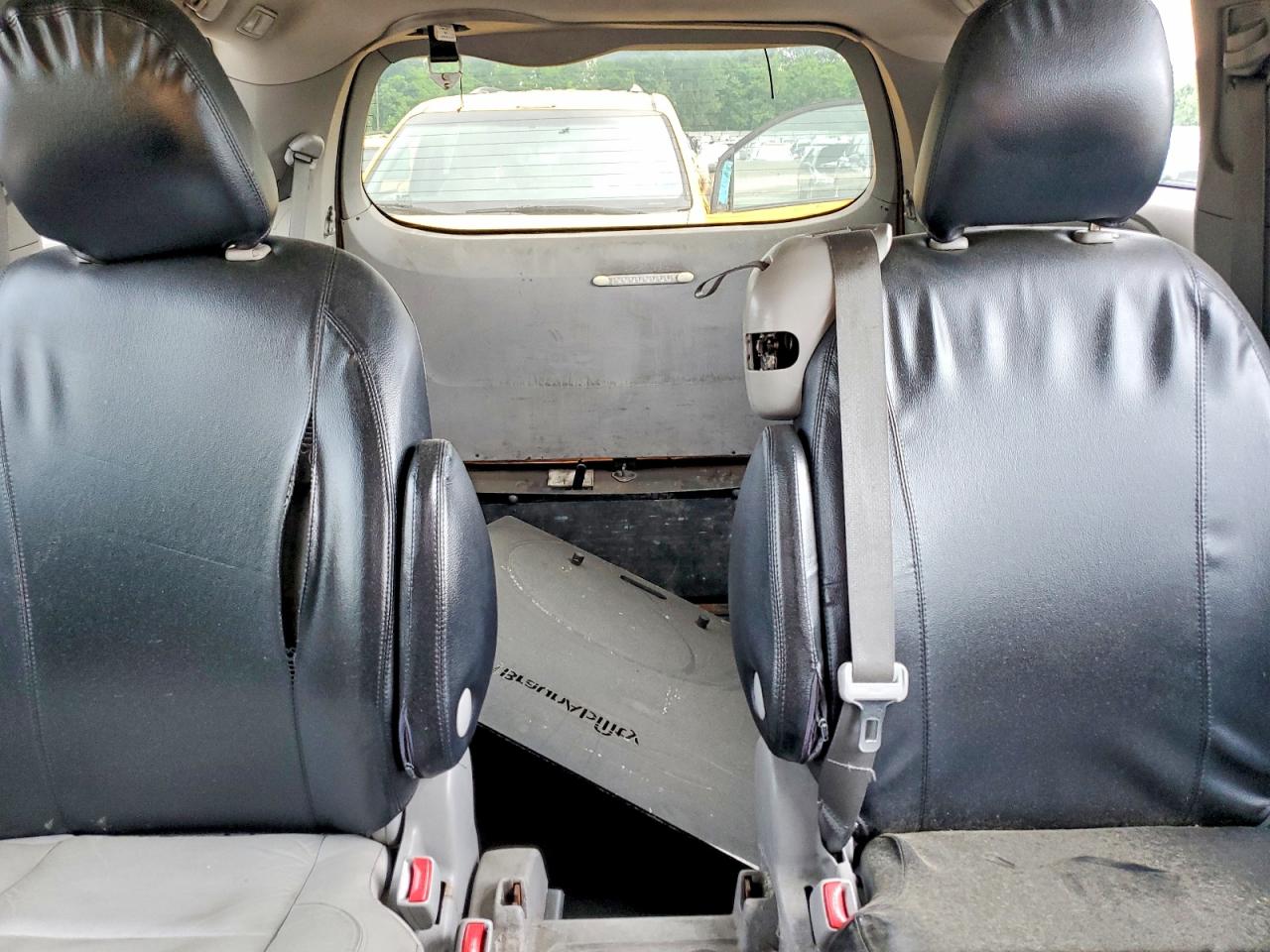 2017 TOYOTA SIENNA