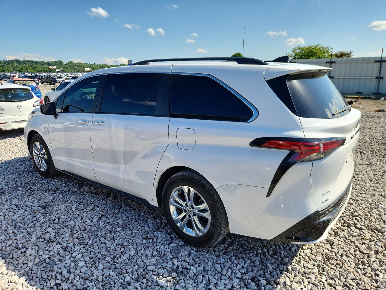 2022 TOYOTA SIENNA