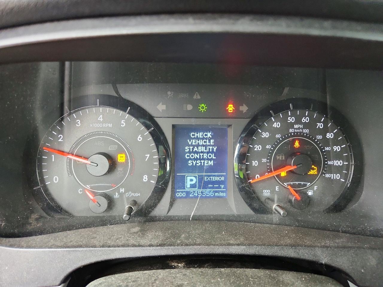 2016 TOYOTA SIENNA