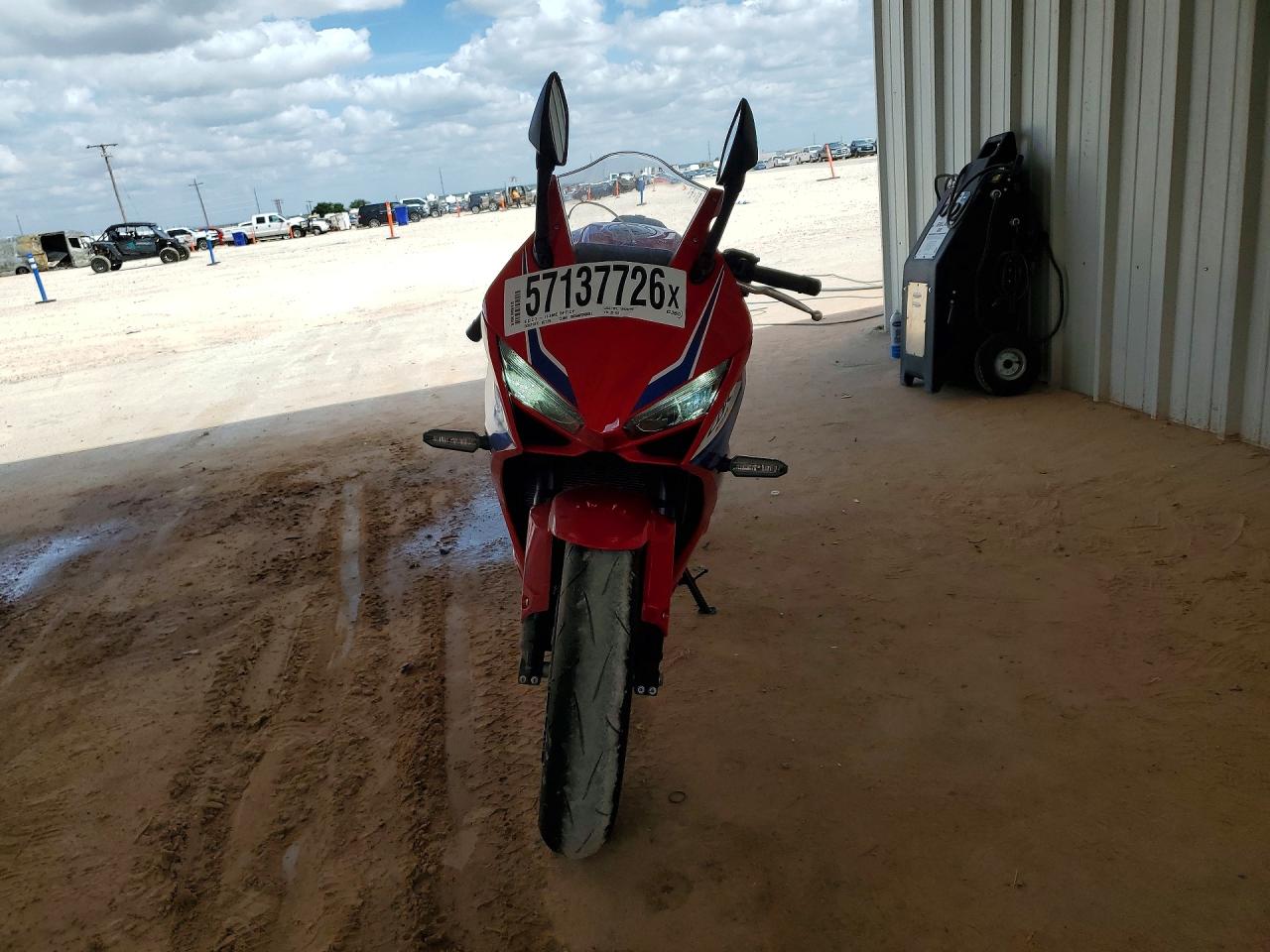 2026 HONDA CBR CYCLE