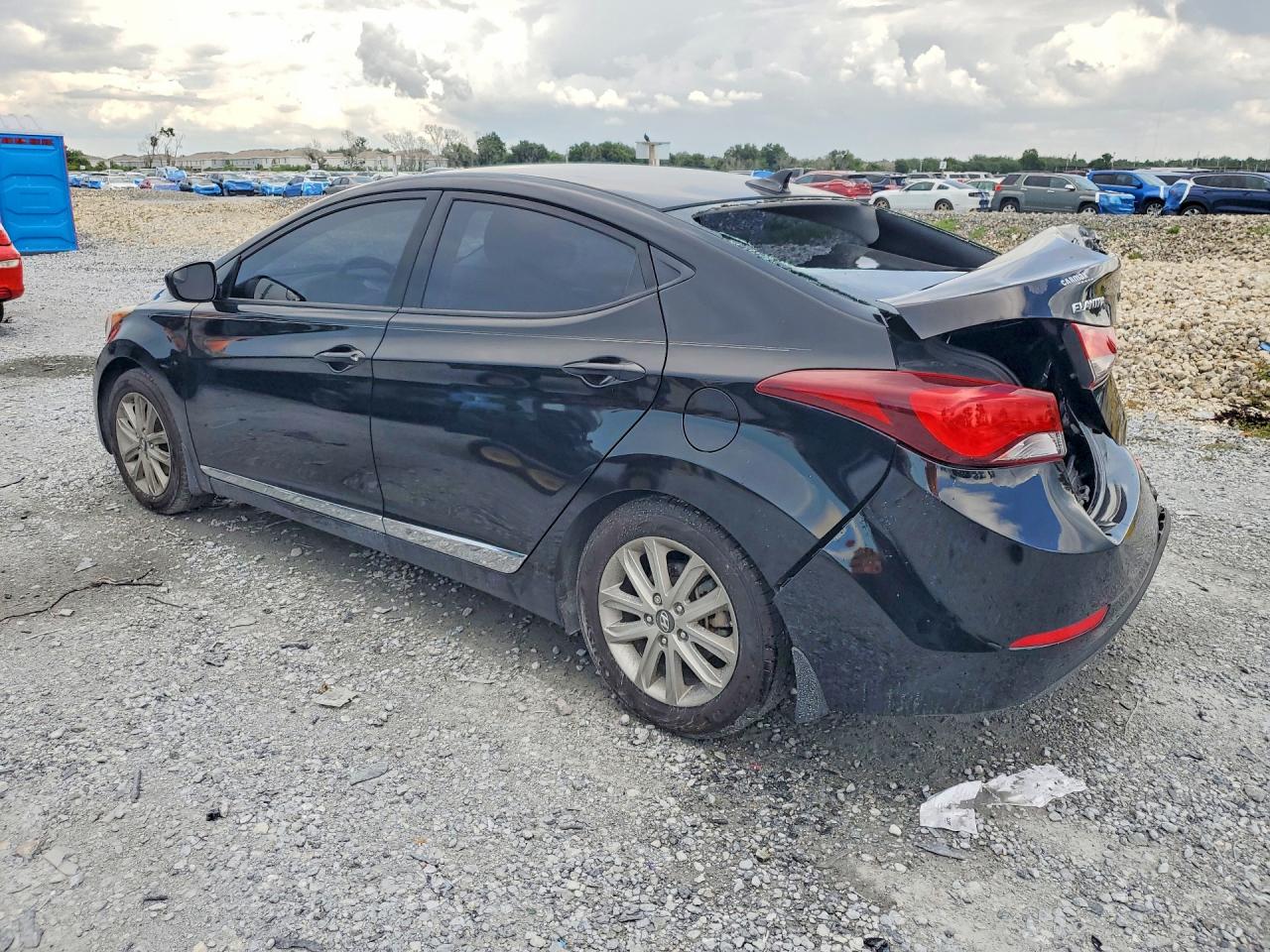2015 HYUNDAI ELANTRA