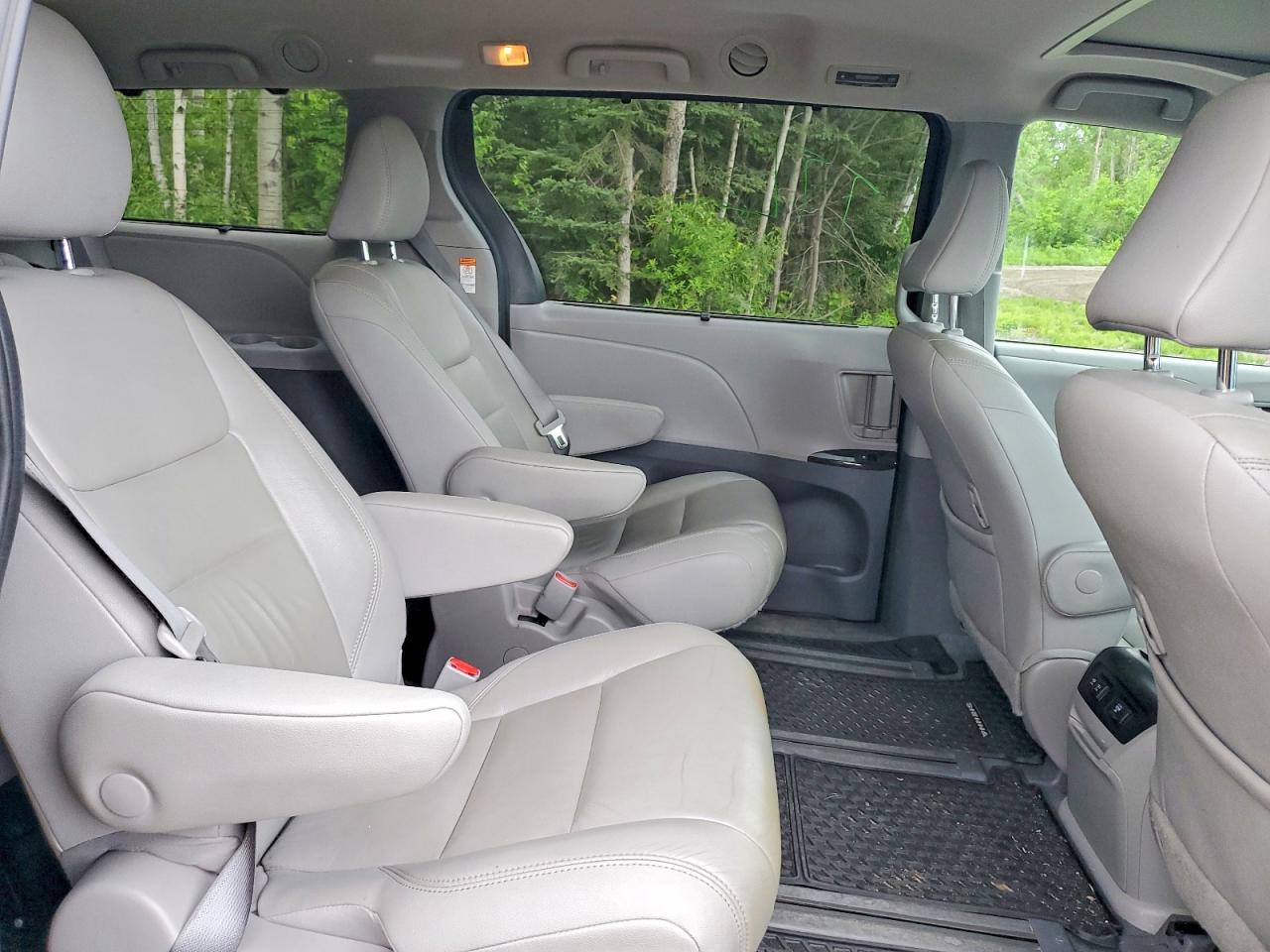 2020 TOYOTA SIENNA