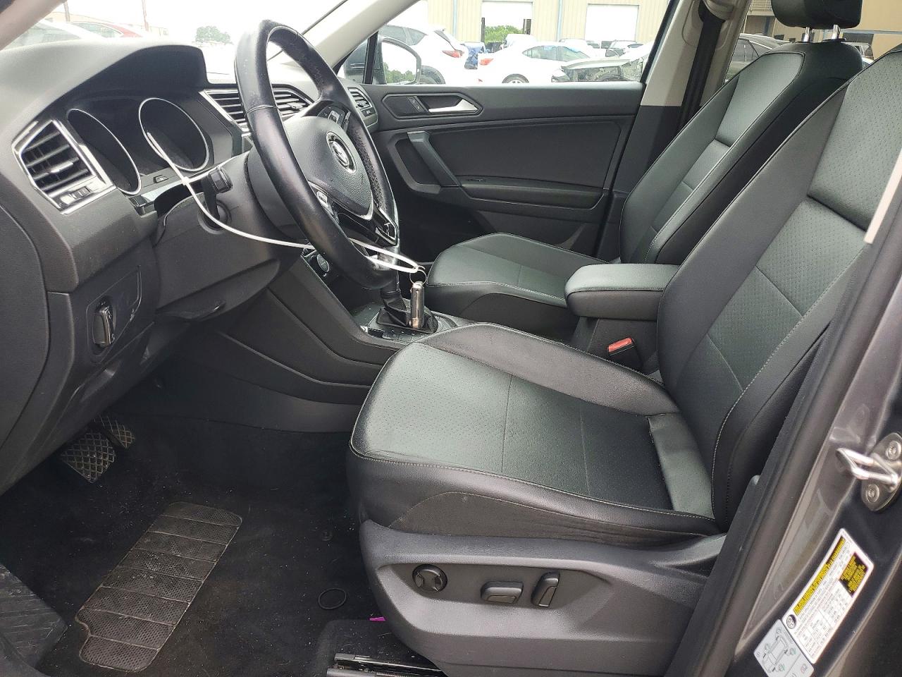 2019 VOLKSWAGEN TIGUAN