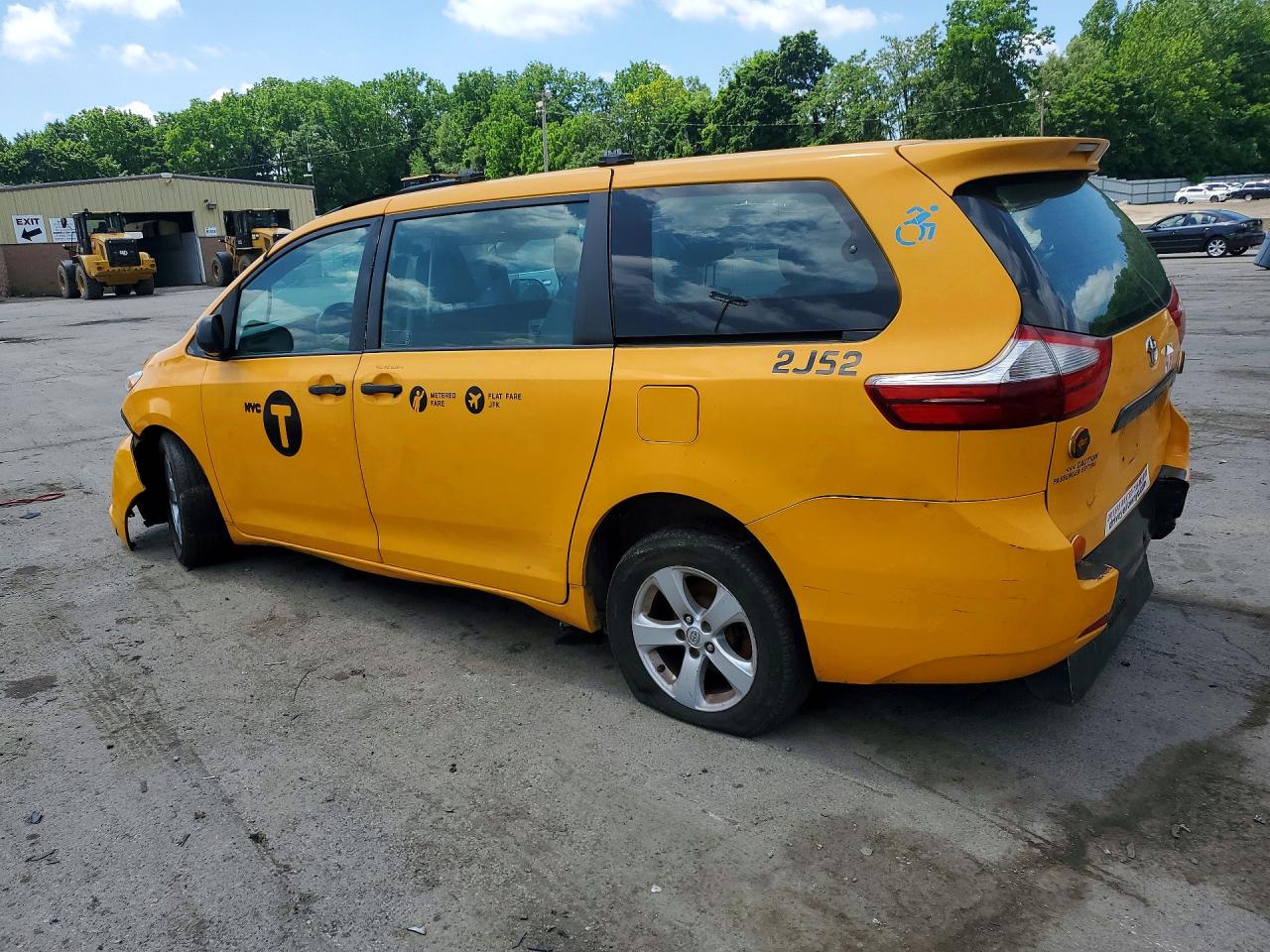 2017 TOYOTA SIENNA