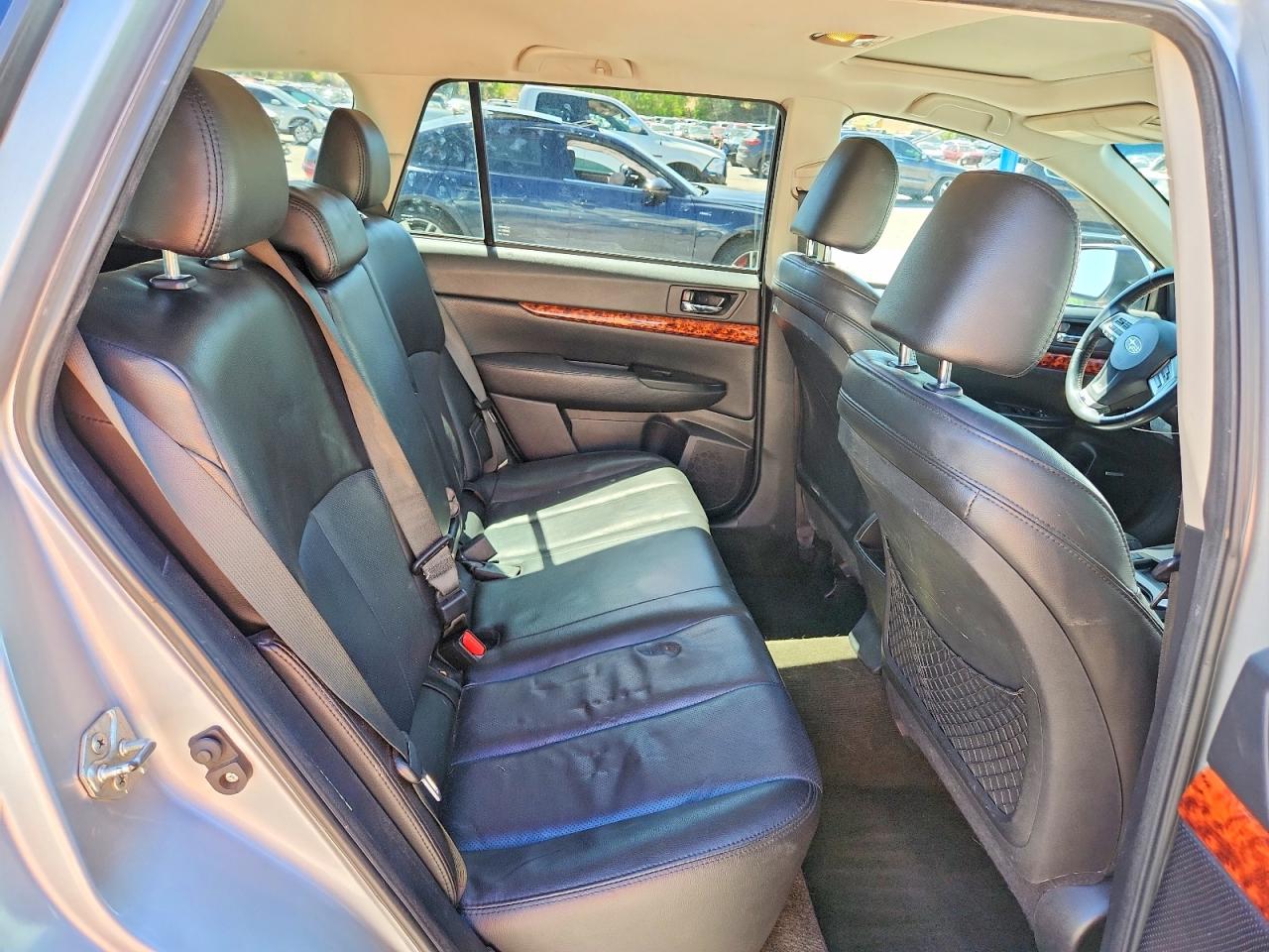 2012 SUBARU OUTBACK