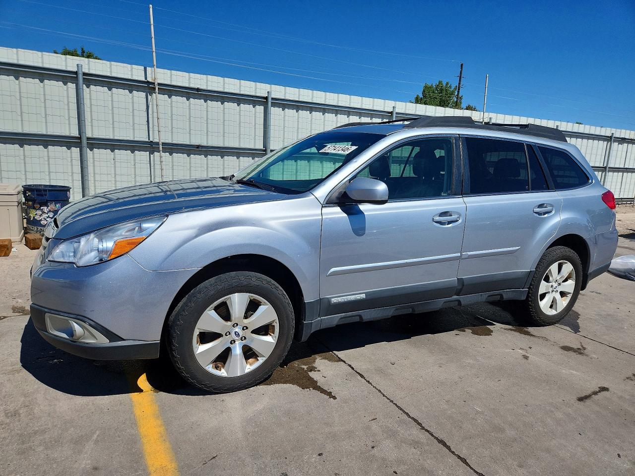 2012 SUBARU OUTBACK