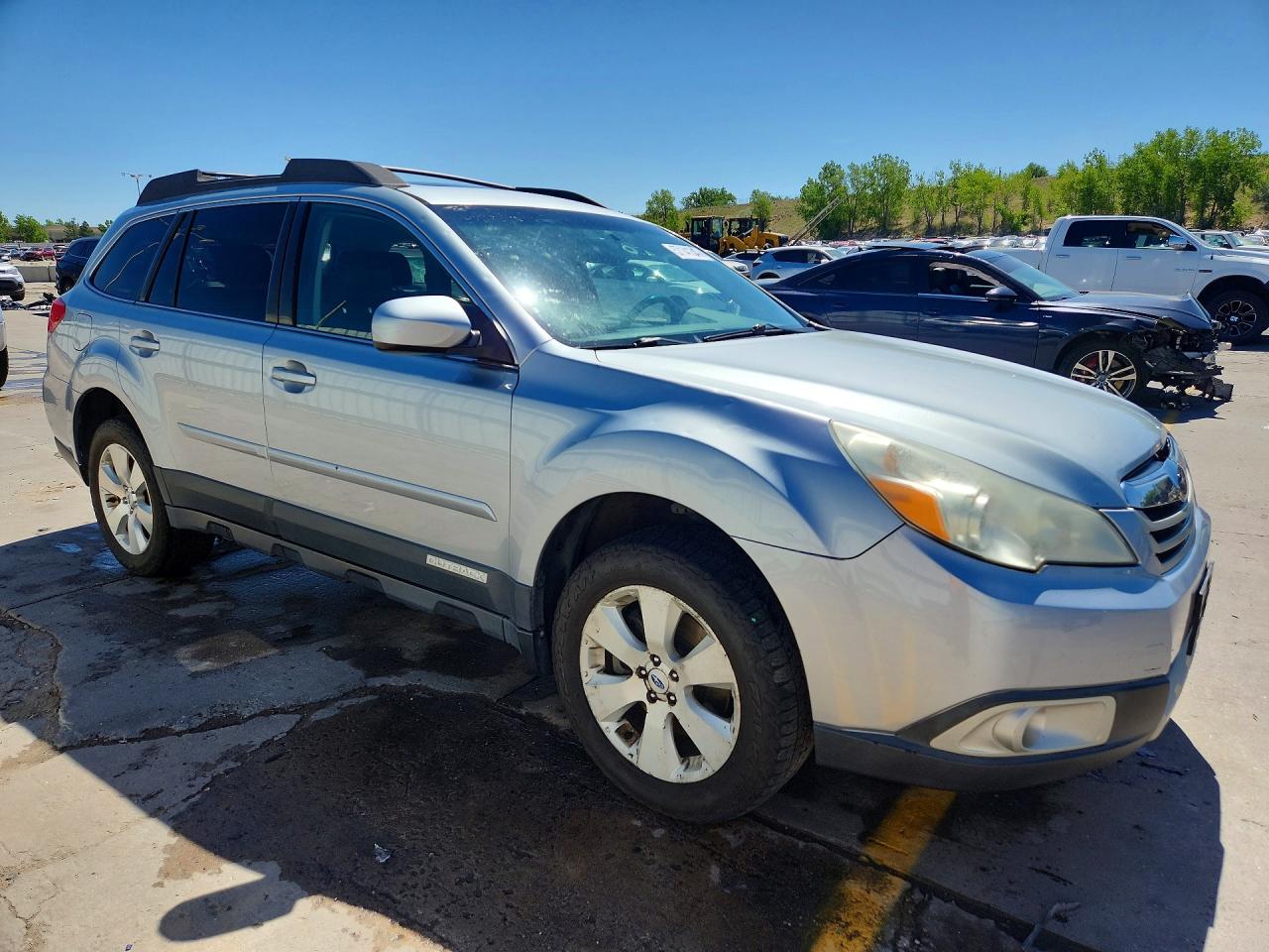 2012 SUBARU OUTBACK