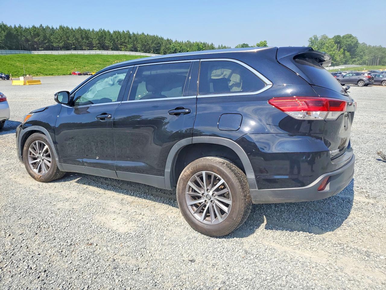 2019 TOYOTA HIGHLANDER