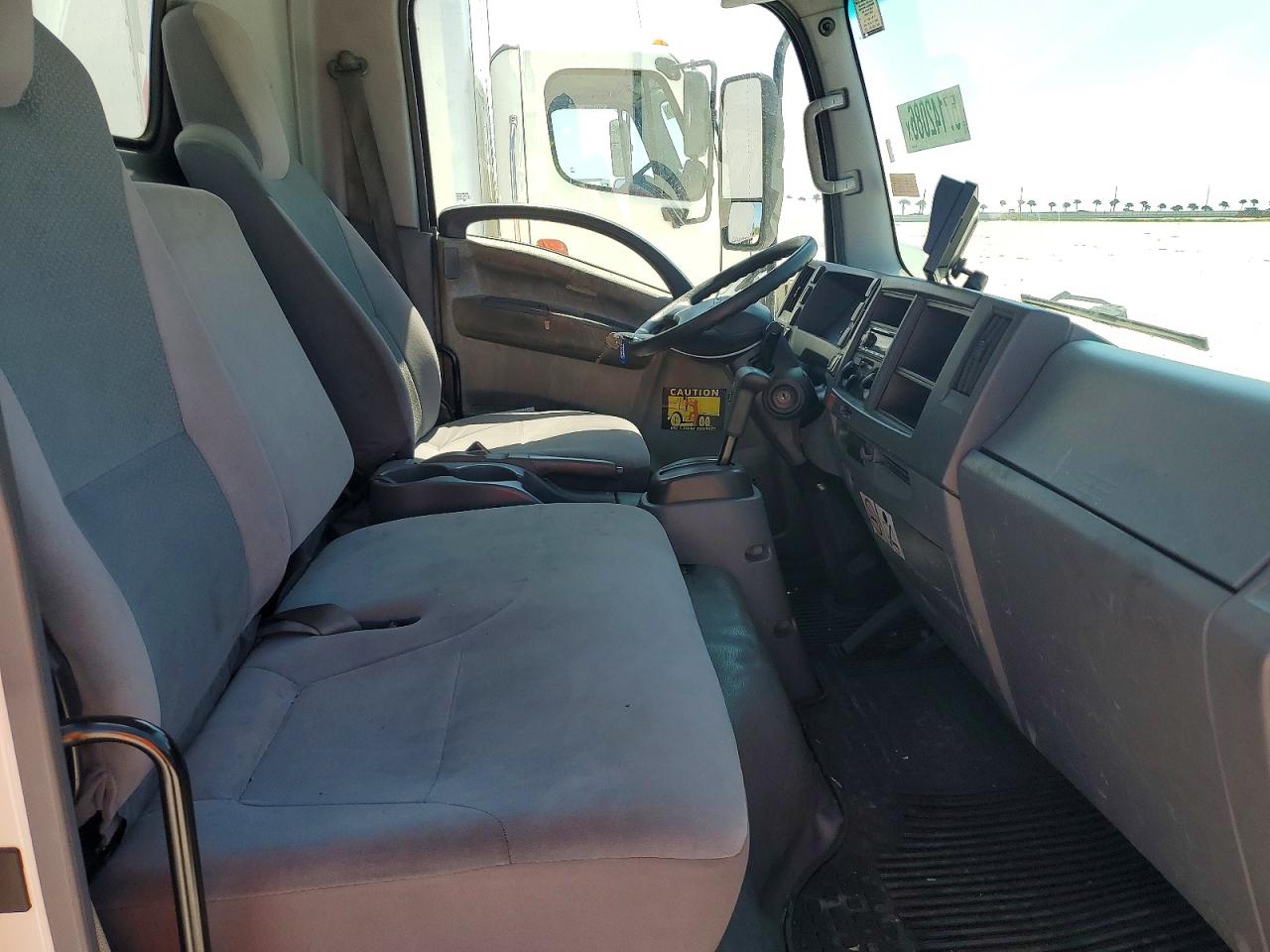 2016 ISUZU NPR
