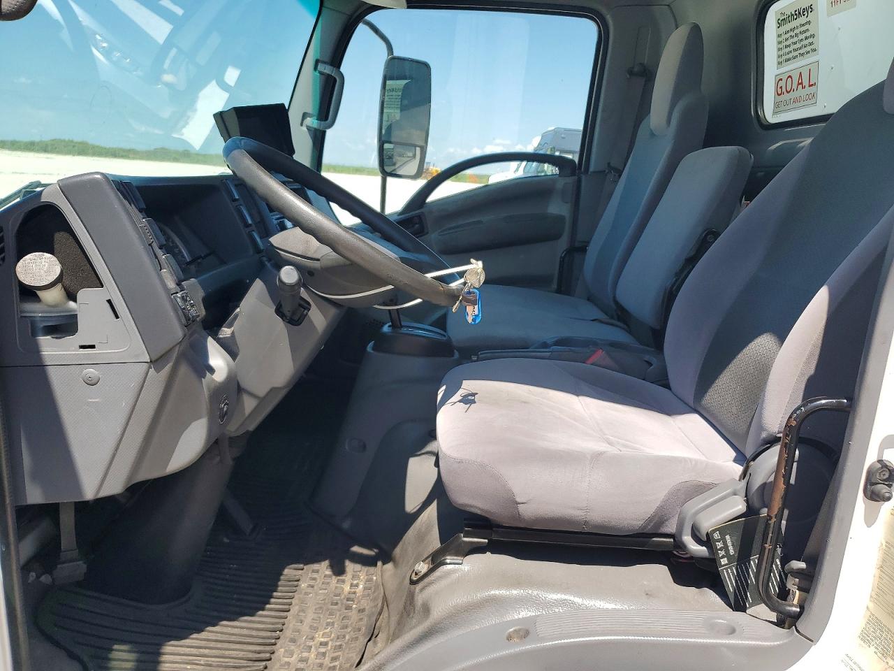 2016 ISUZU NPR