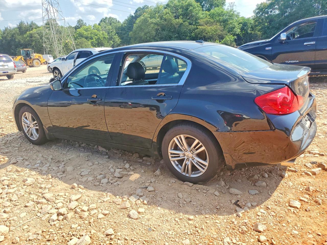 2013 INFINITI G37