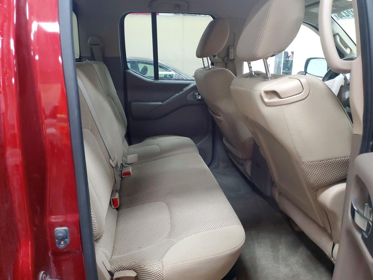 2014 NISSAN FRONTIER