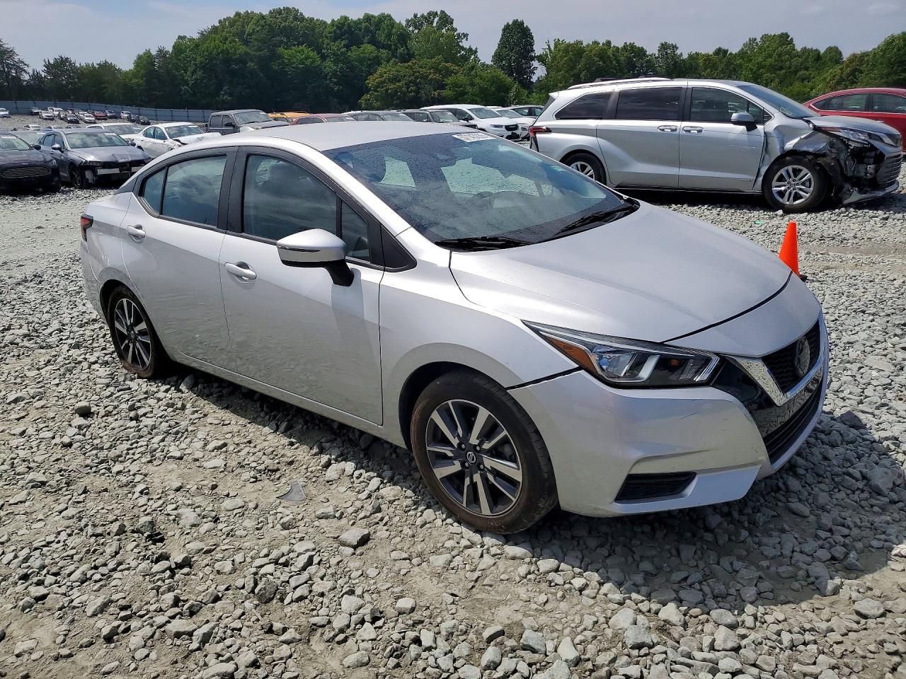 2021 NISSAN VERSA