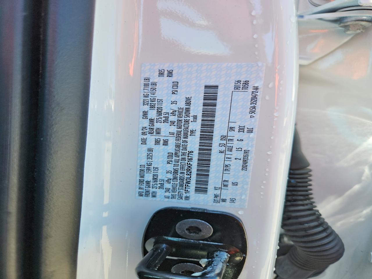 2024 FORD F150