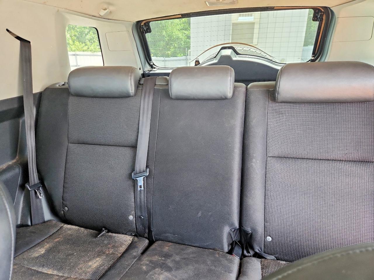 2010 TOYOTA FJ CRUISER