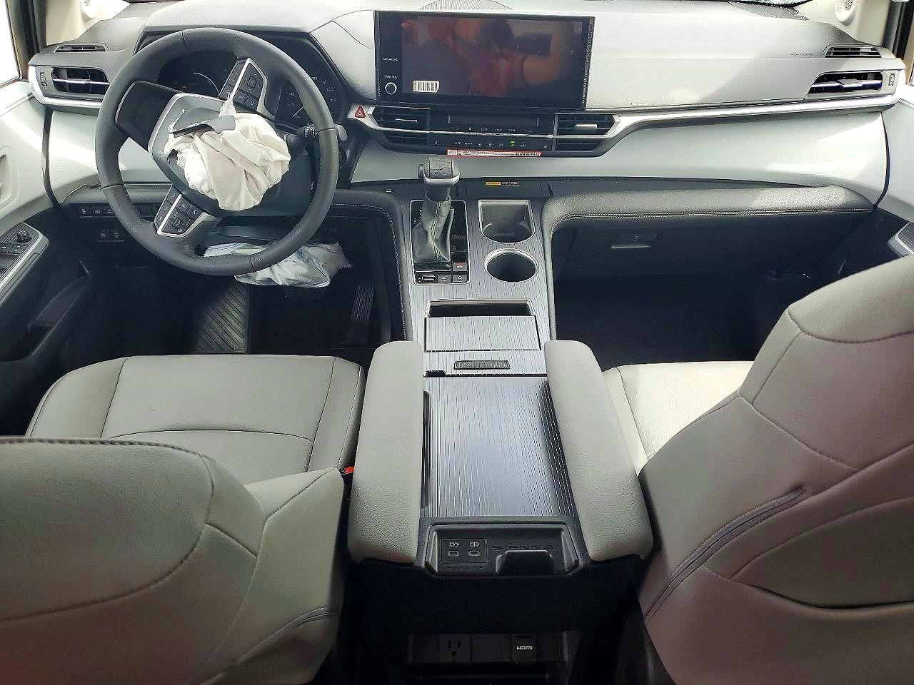 2026 TOYOTA SIENNA