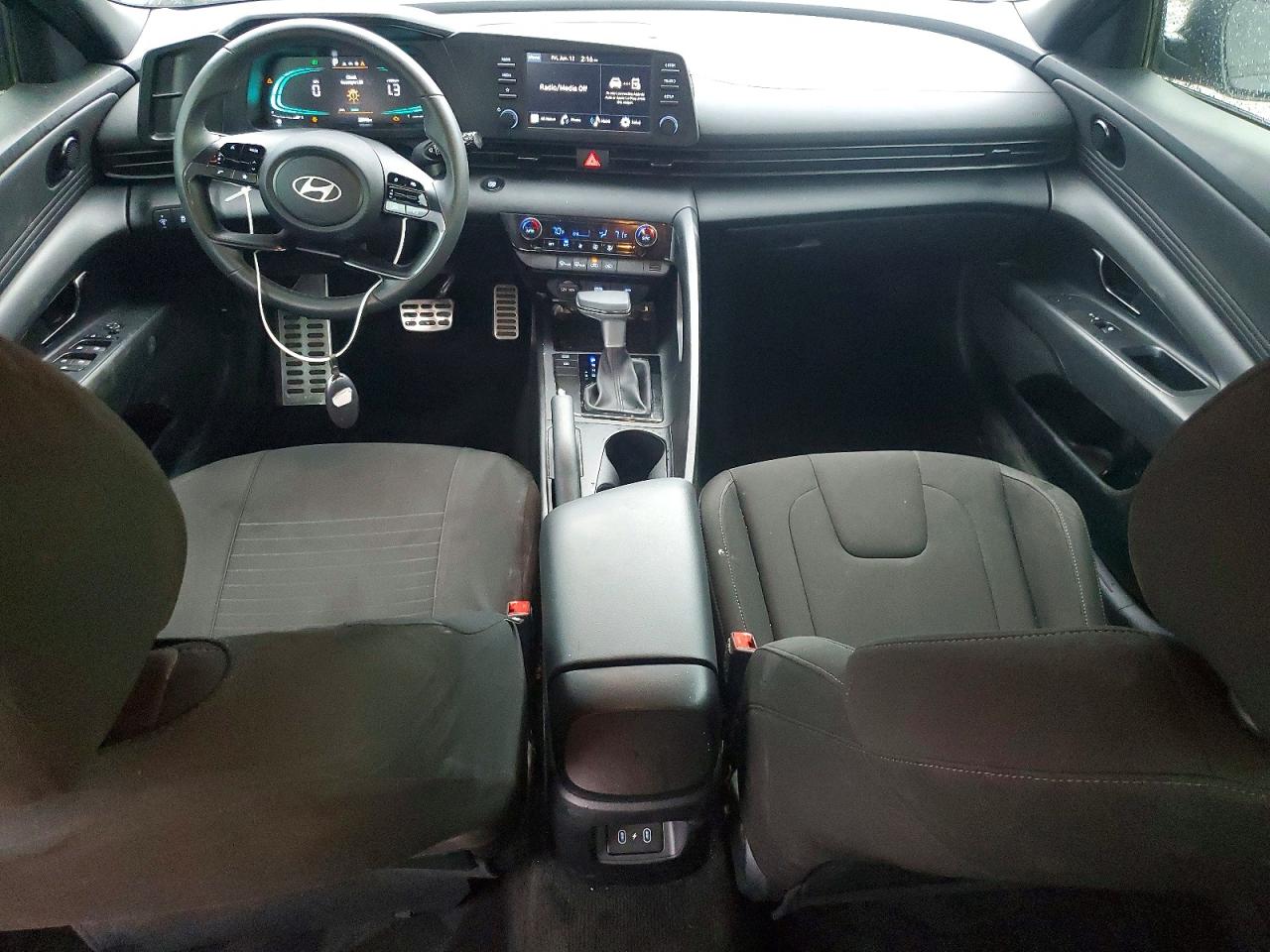2025 HYUNDAI ELANTRA