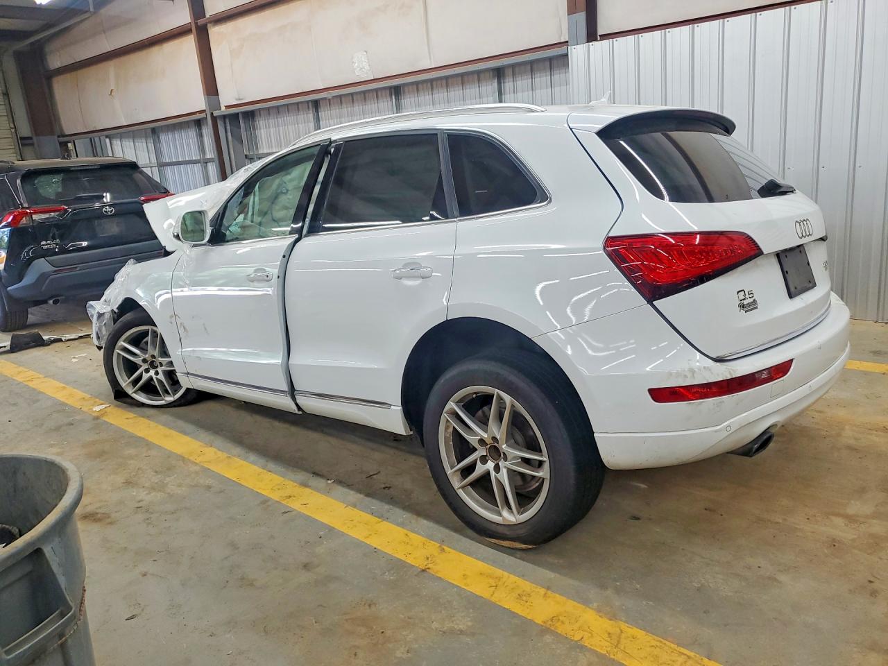 2015 AUDI Q5