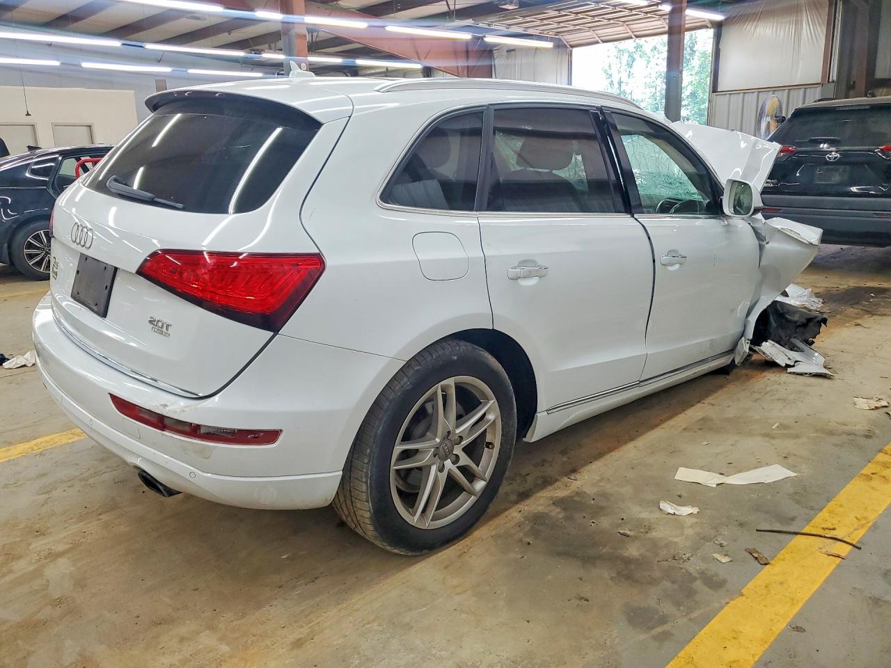 2015 AUDI Q5