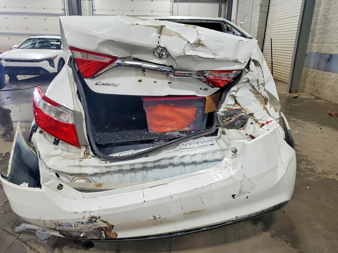 2016 TOYOTA CAMRY