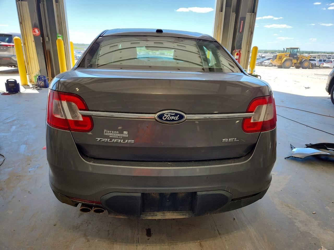 2011 FORD TAURUS