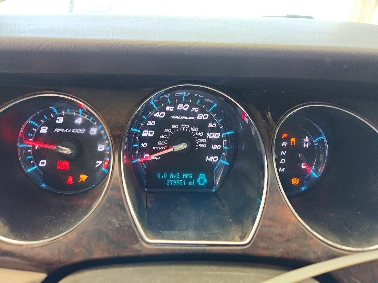 2011 FORD TAURUS