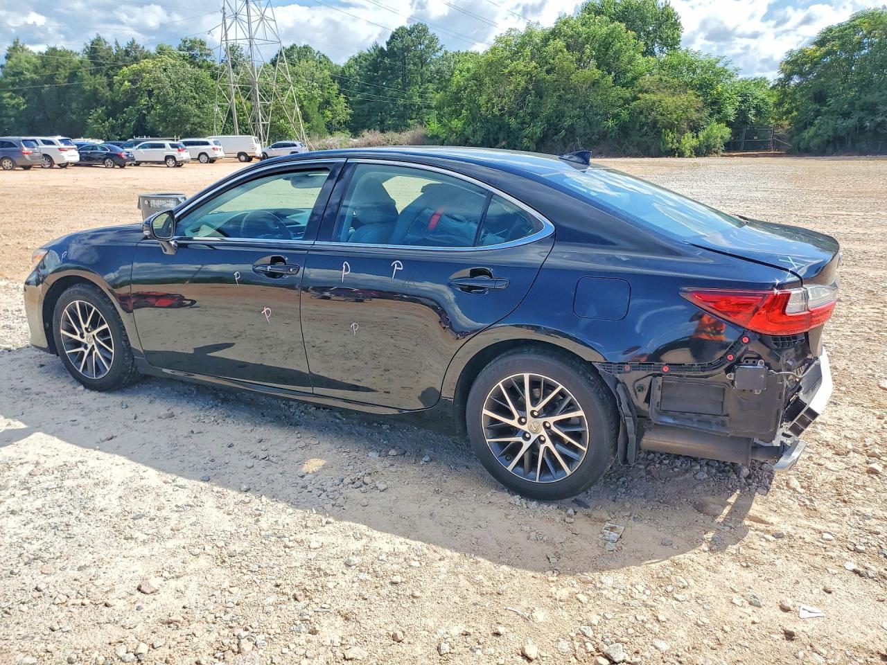 2016 LEXUS ES350