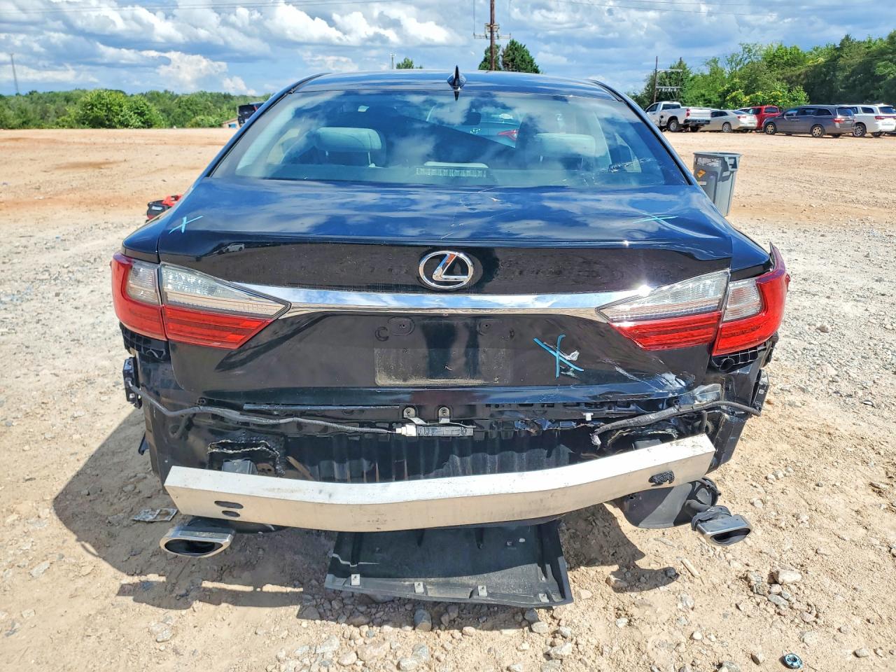 2016 LEXUS ES350