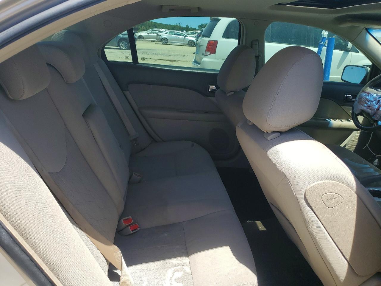 2010 MERCURY MILAN