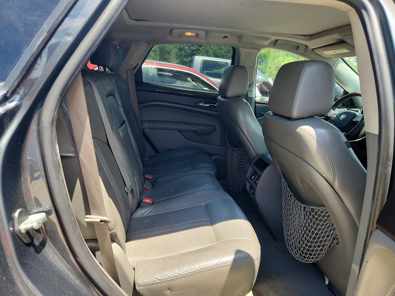 2010 CADILLAC SRX