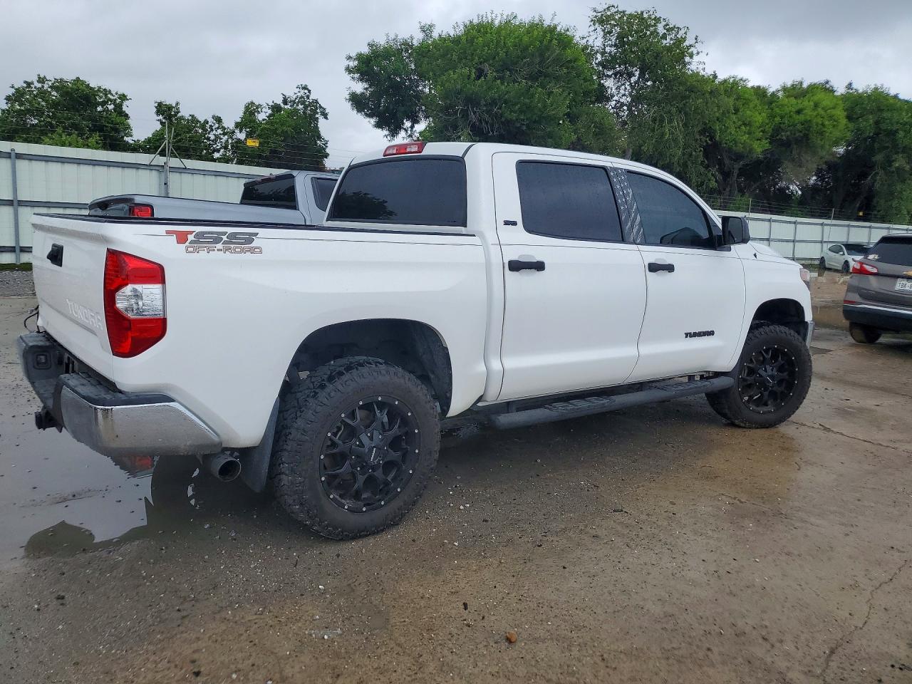2019 TOYOTA TUNDRA