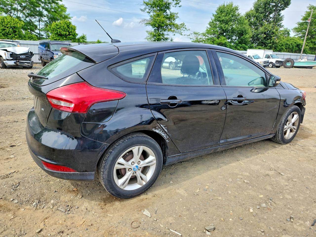 2017 FORD FOCUS