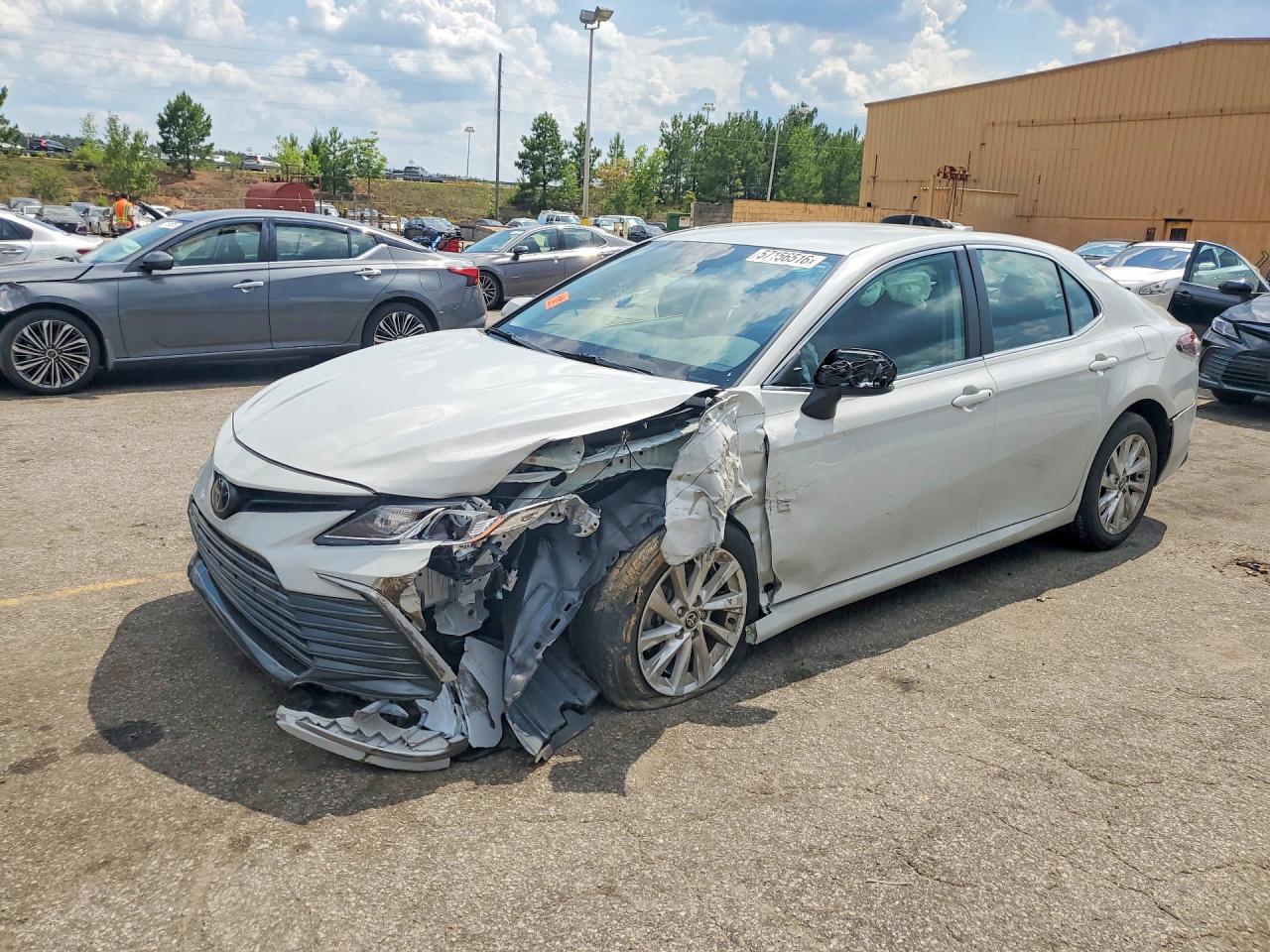 2024 TOYOTA CAMRY