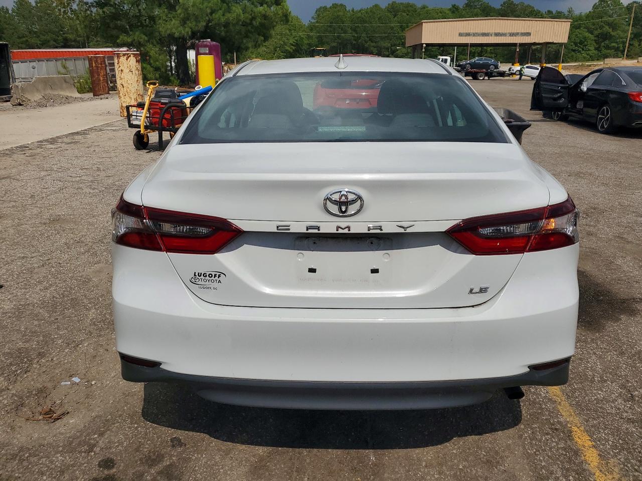 2024 TOYOTA CAMRY